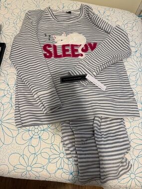 NWT Striped Pajama Set with Pink SLEEPY Cat Patch Jaclyn Intimates